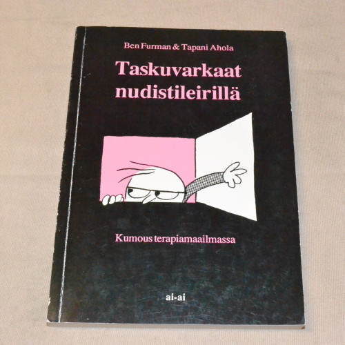 Ben Furman & Tapani Ahola Taskuvarkaat nudistileirillä